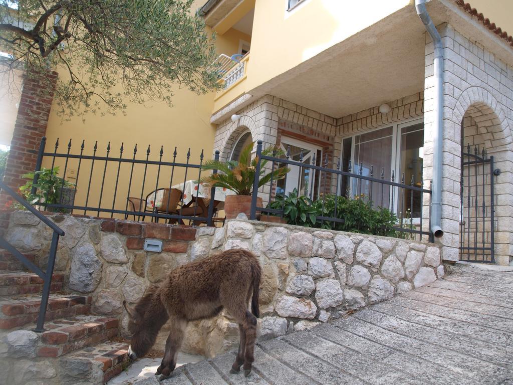 Apartments Dumicic Supetarska Draga Szoba fotó